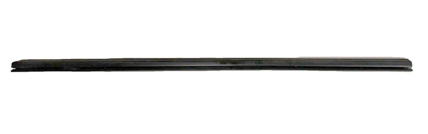 05-09 Ford Mustang Inner Door Belt Weather Strip LH Driver OEM