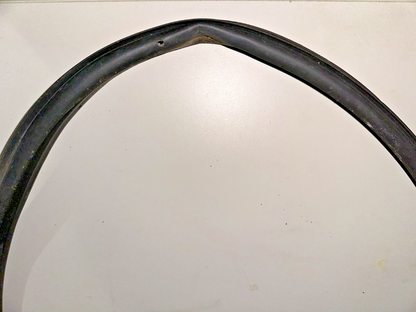 05-09 Ford Mustang Lower Door To Body Weather Strip OEM RH Passenger