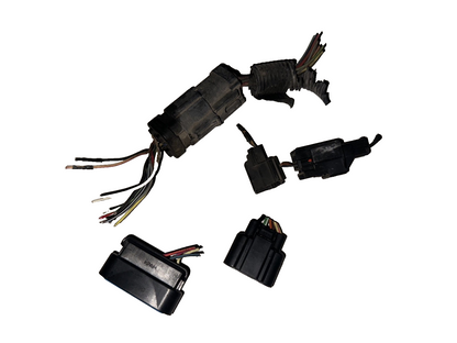 05-06 Ford Mustang Miscellaneous Eletrical Connectors Plugs OEM W/ Wires