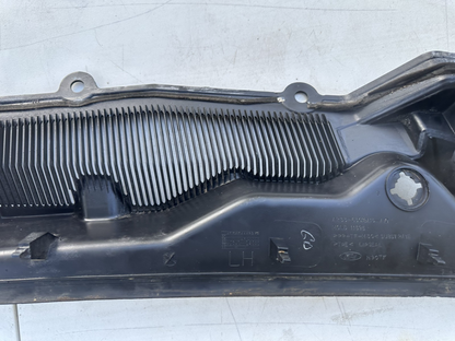 10-14 Ford Mustang LH & RH Driver Passenger Wiper Dash Top Cowl Grille Vent OEM