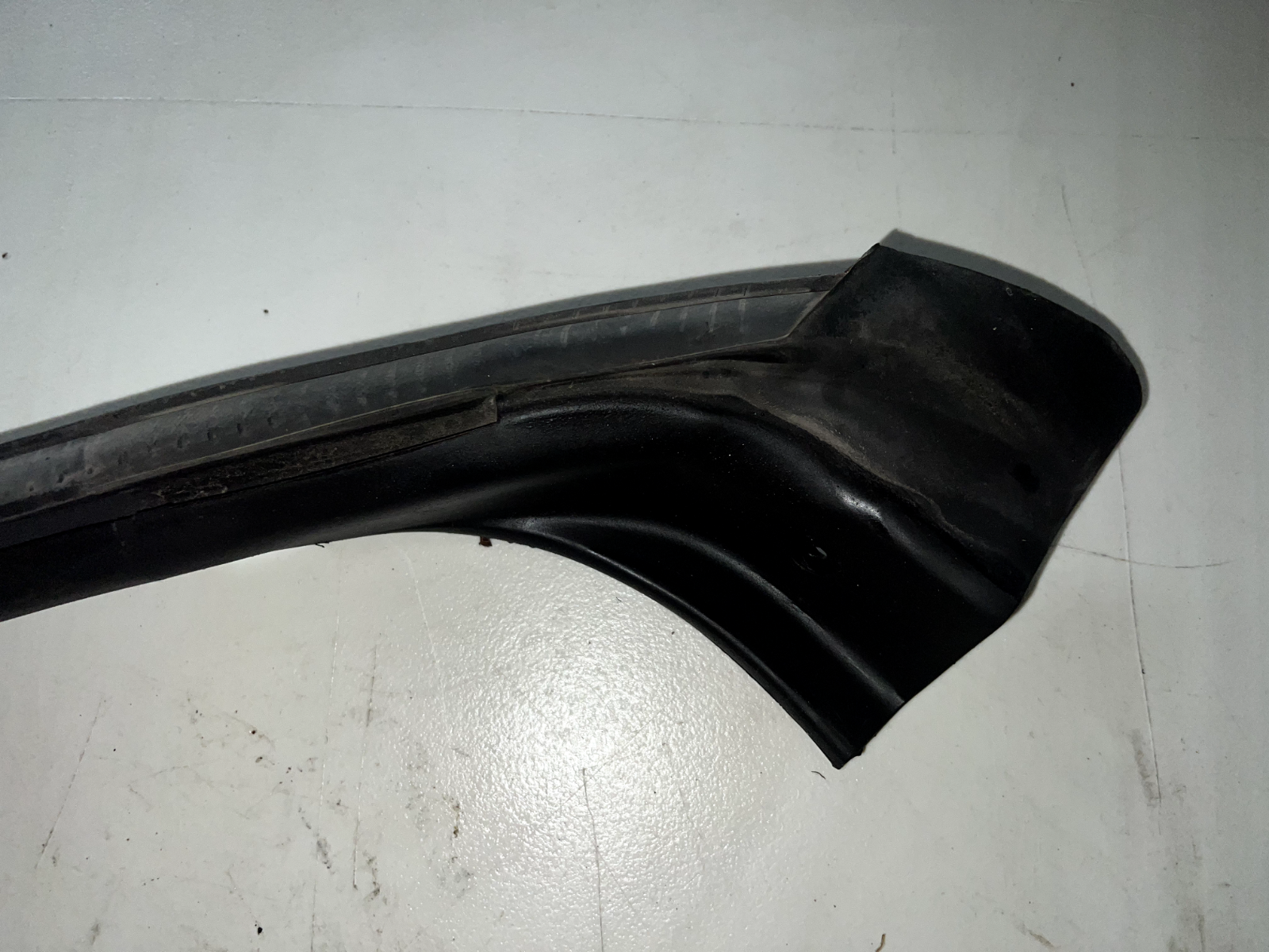 2005-2014 Ford Mustang Upper Door to Body Driver Weather Seal LH Left OEM