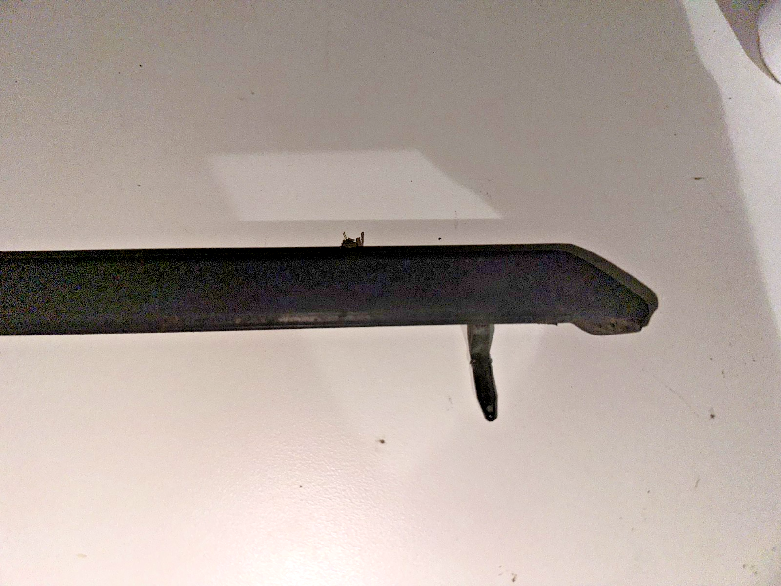 05-09 Ford Mustang Outer Door Belt Weather Strip LH Driver OEM