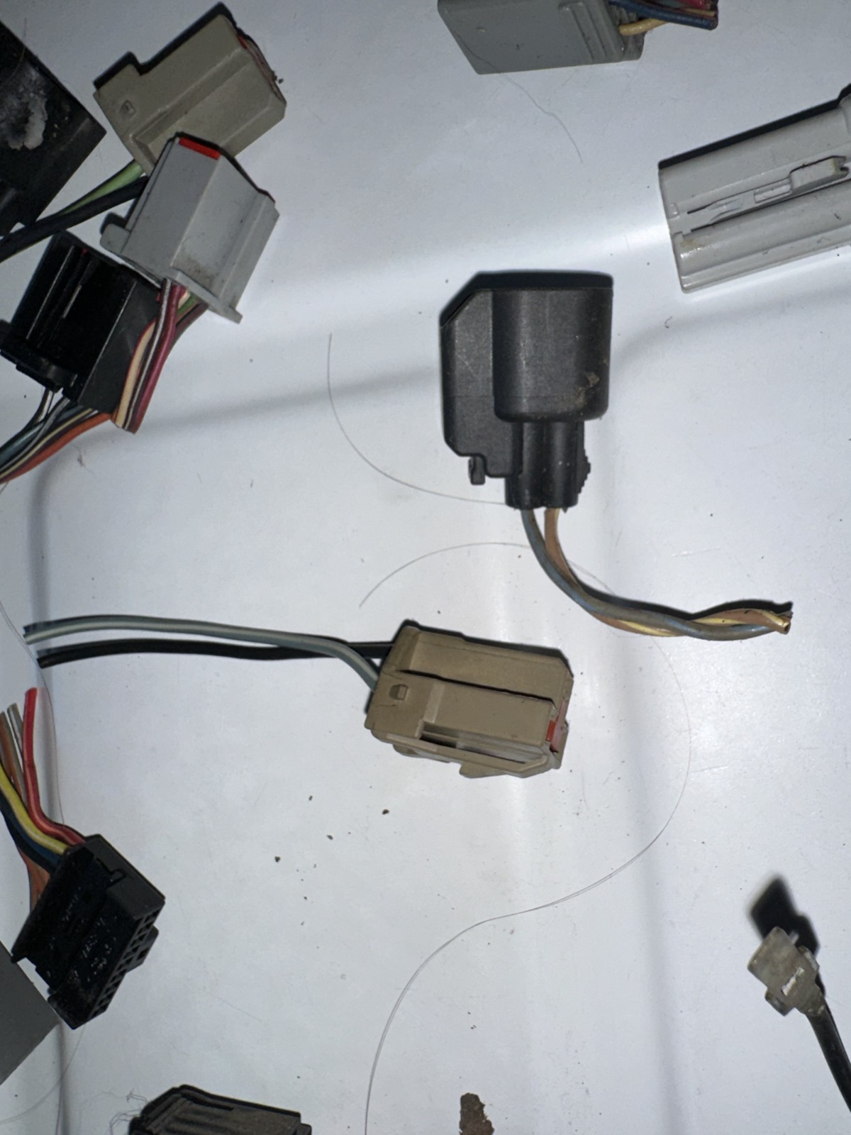 05-09 Ford Mustang Misc. Selection Of Wiring Plugs OEM - From 05 Coupe Mustang