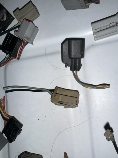 05-09 Ford Mustang Misc. Selection Of Wiring Plugs OEM - From 05 Coupe Mustang