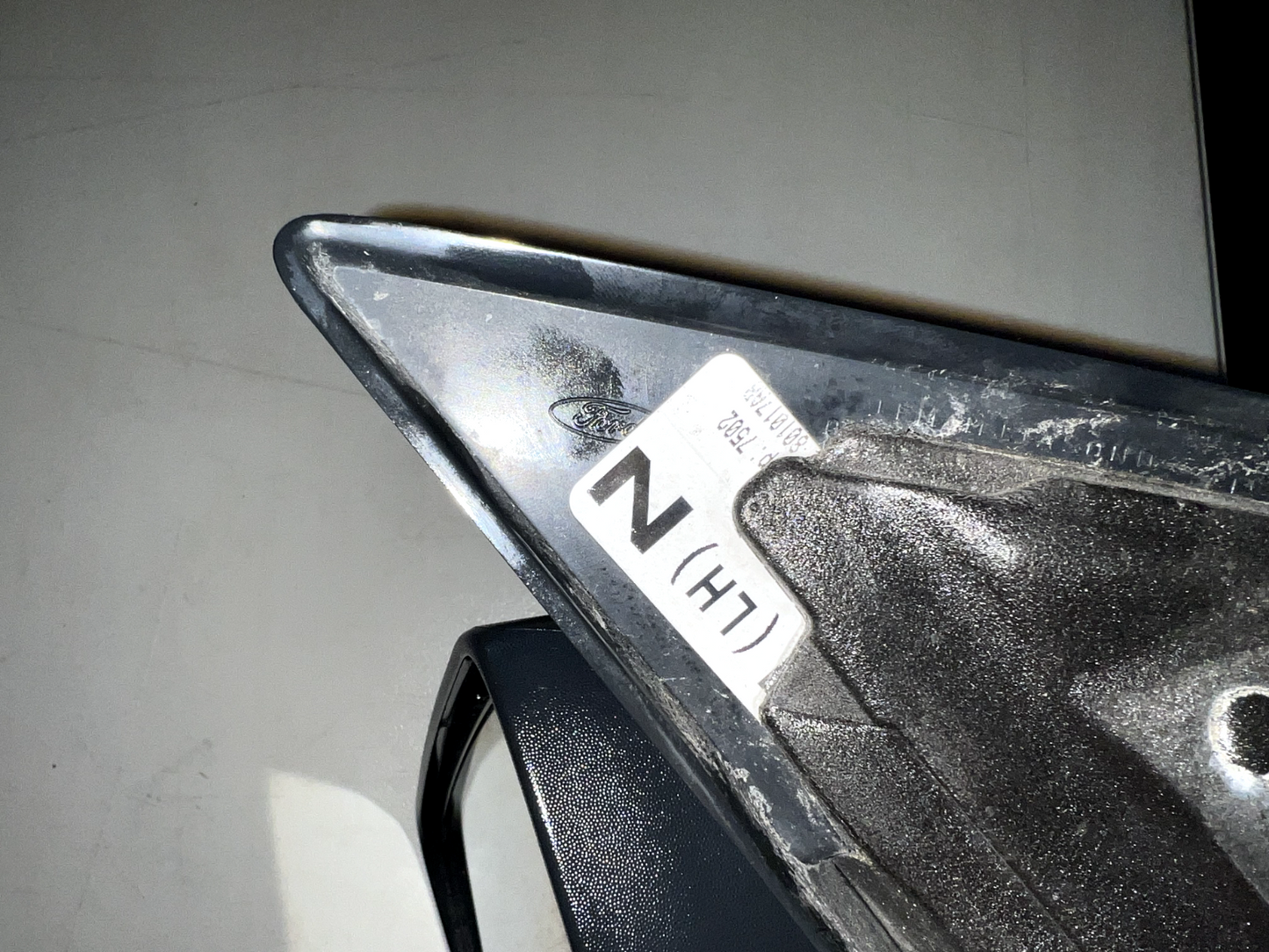 05-09 Ford Mustang Driver Side LH Left Power Side View Mirror Assembly OEM 
