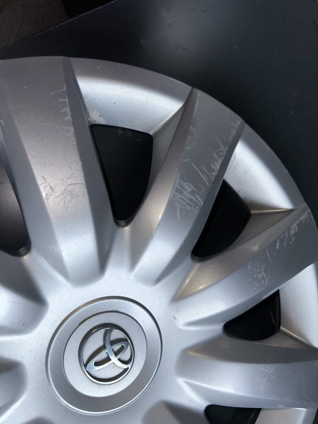 2006 Toyota Camry 16" Replacement Hubcap Snap On Wheel Cover OEM