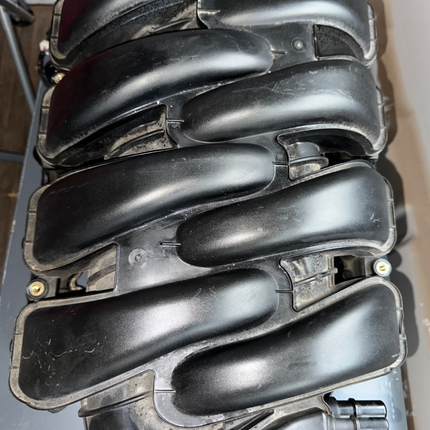 2005-2007 Ford Mustang 4.6L V8 3V Intake Manifold OEM W/ Motion Plates