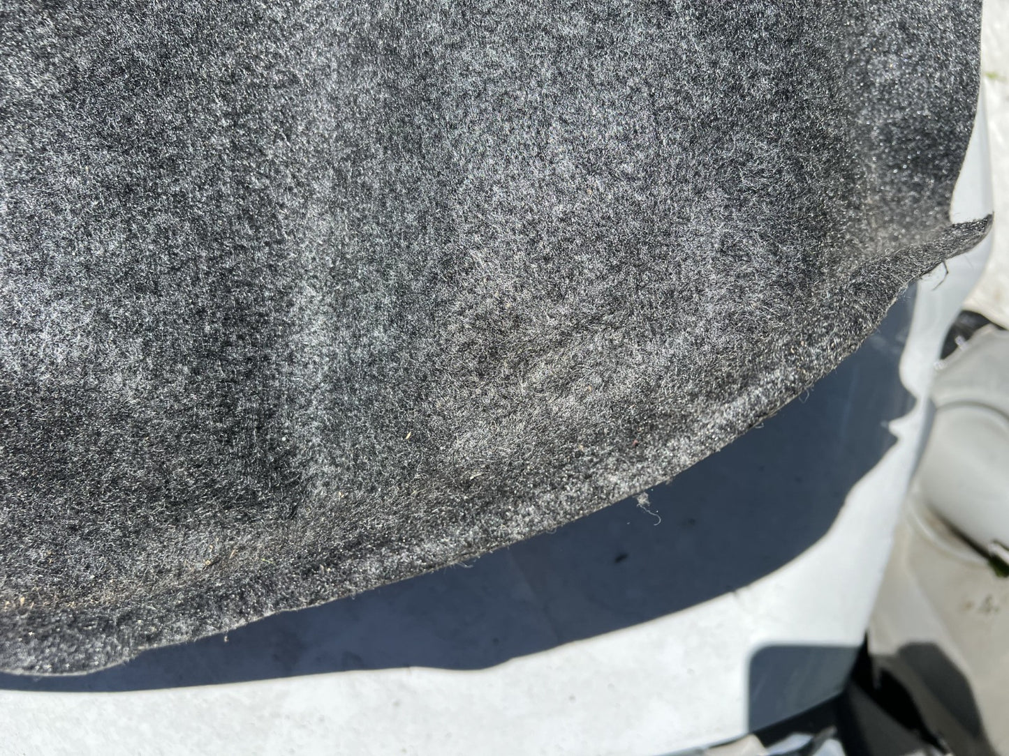 05-09 Ford Mustang Coupe Trunk LH Driver Side Carpet Liner OEM