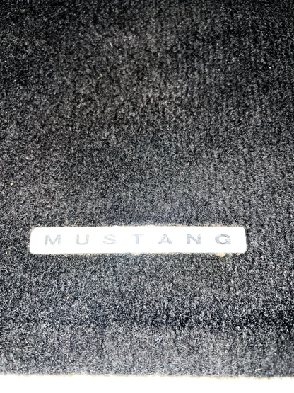 05-09 Ford Mustang Black Carpet Floor Mats OEM Pair With Silver MUSTANG Emblem 