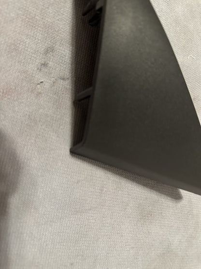 05-09 Mustang RH Right Door Bezel Trim OEM Black Passenger Side 7R33-17B699-AA