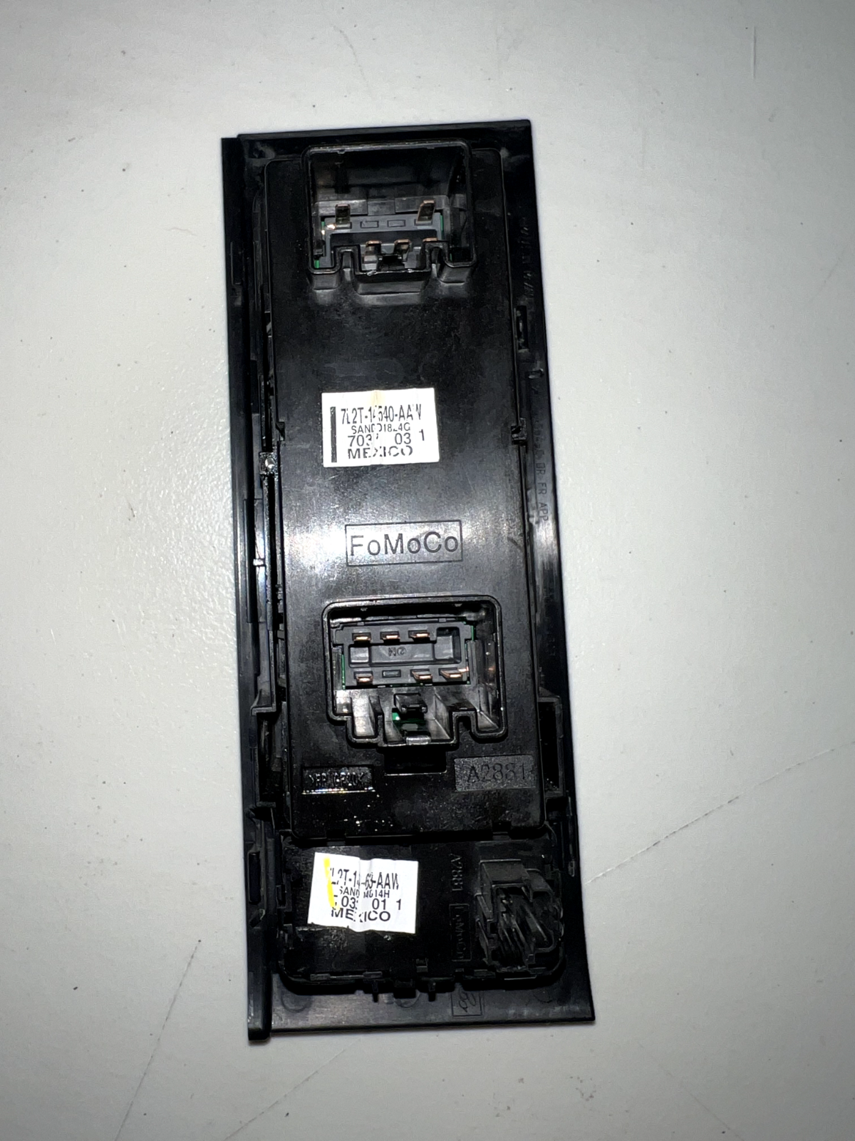 06-10 Explorer Mountaineer Driver Side Front Left Power Window Switch Master OEM