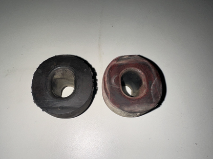 05-09 Ford Mustang Lower Radiator Support Rubber Mounts Grommets OEM