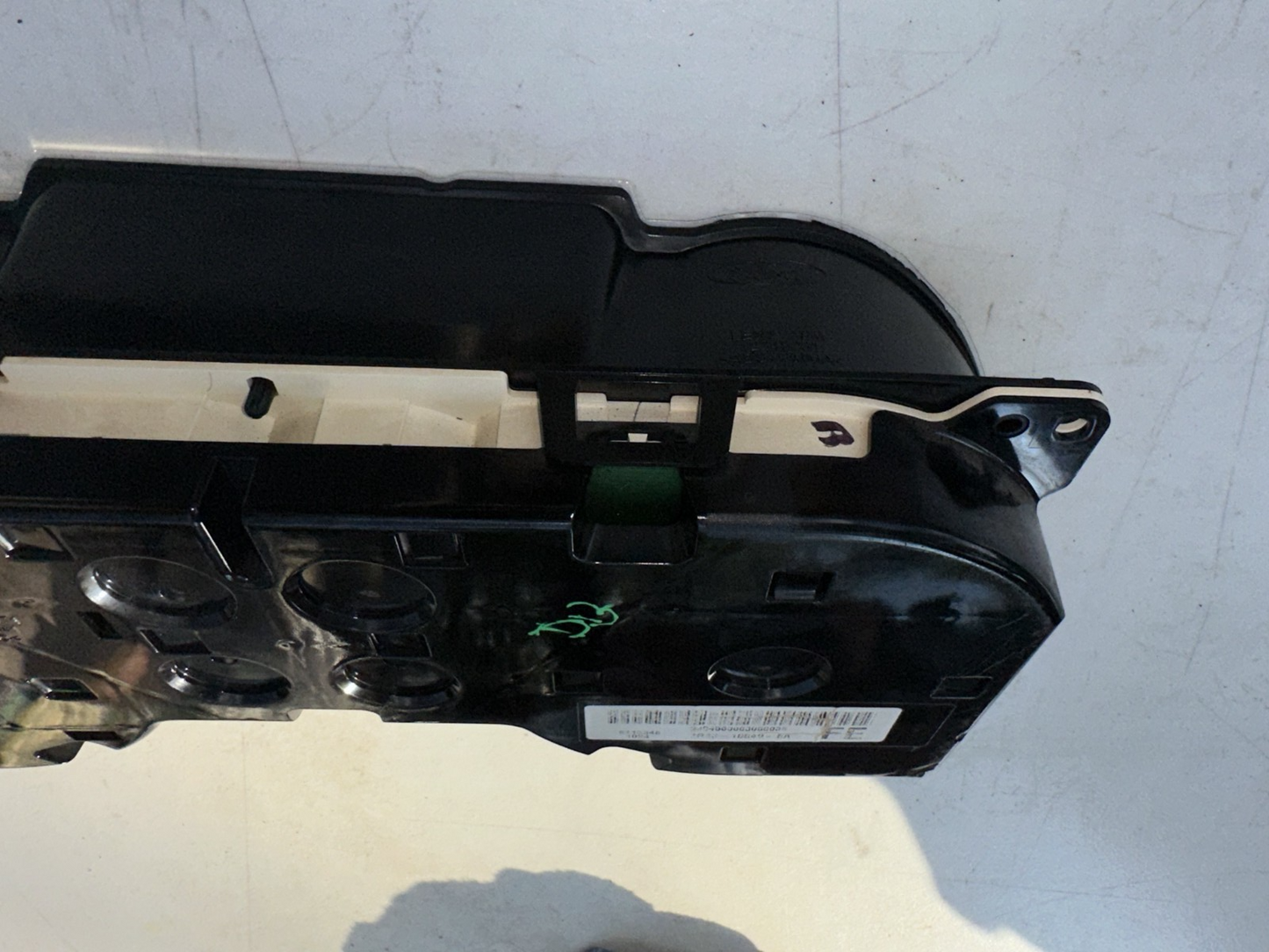 05-09 Ford Mustang Instrument Cluster Premium 6 Gauge myColor OEM