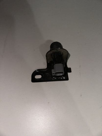 05-09 Ford Mustang Hood Anti-Theft Indicator Switch Plunger In Working Order
