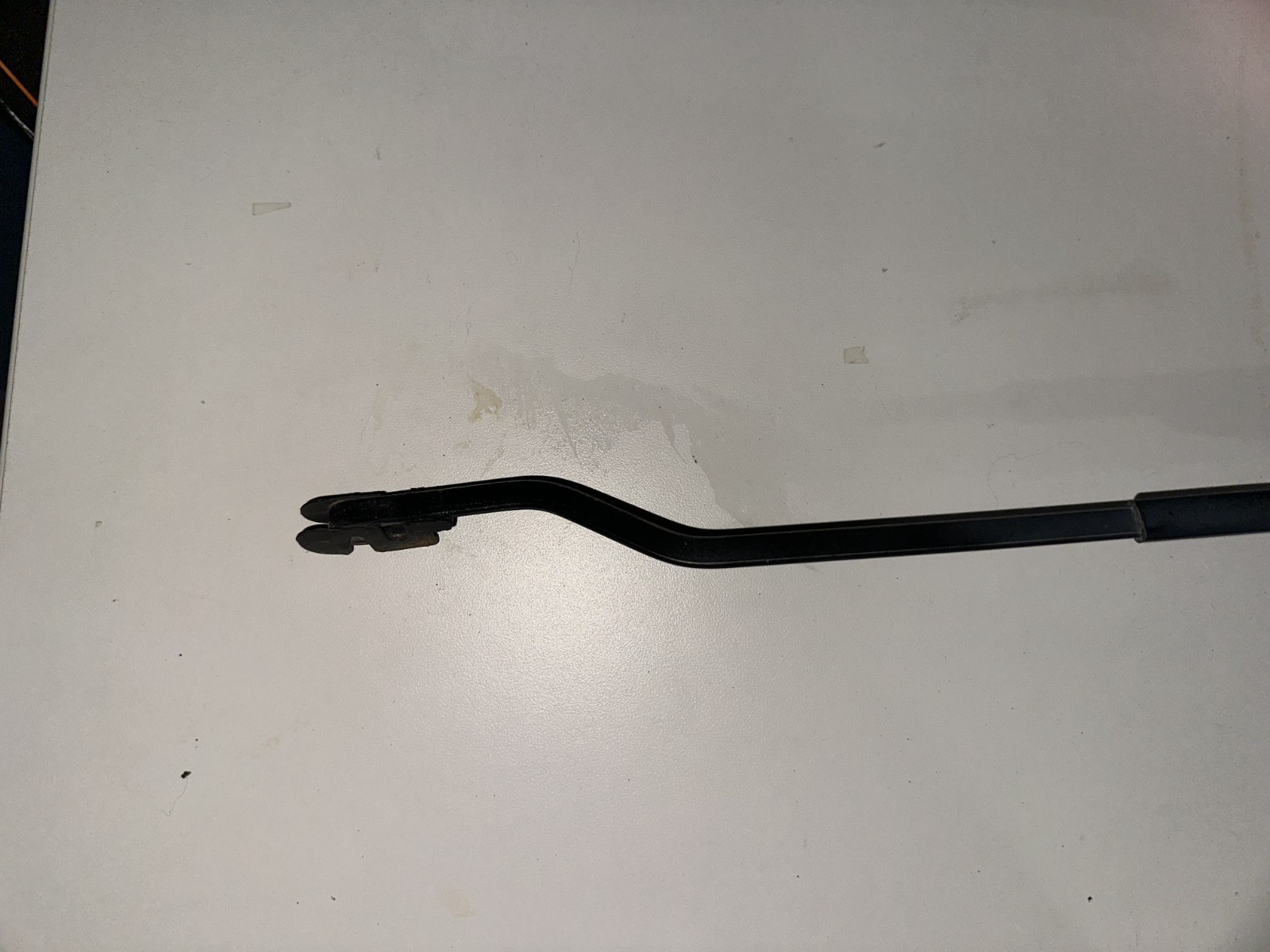 05-14 Ford Mustang Windshield Wiper Arms LH RH Driver Passenger OEM