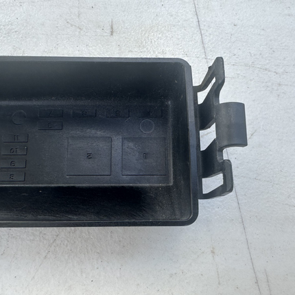 05-09 Ford Mustang BCM Body Control Module Fuse Panel Cover OEM