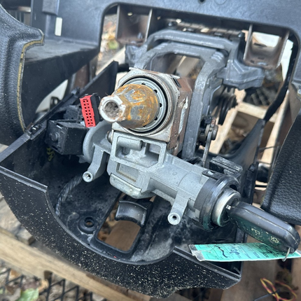 13-14 Ford Mustang Dashboard Complete With Wiring OEM