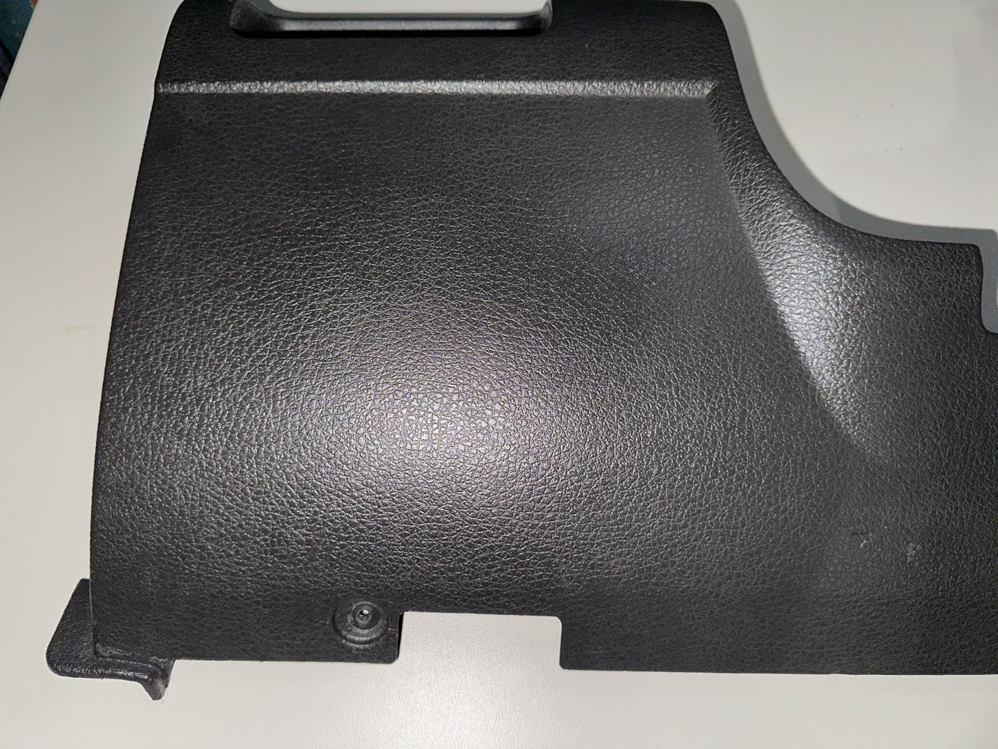 05-09 Ford Mustang Driver Lower Kick Panel Steering Column Cover OEM Black