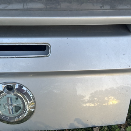 05-09 Ford Mustang Trunk Deck Lid Satin Silver TL Complete Trunklid OEM
