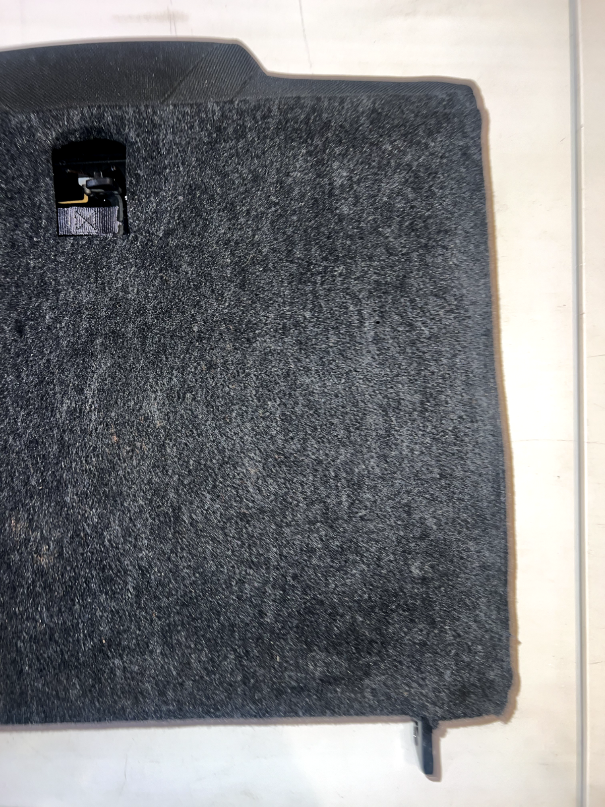 05-09 Ford Mustang Charcoal Black Cloth Upper Rear Seat Back LH Driver OEM