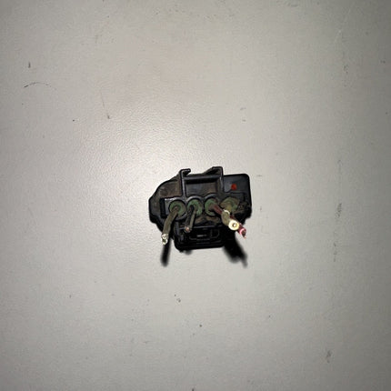 05-06 Ford Mustang Eletrical Connector Plug Clip OEM W/ Wires