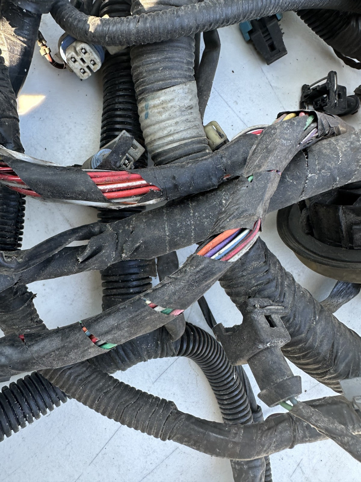 2004 Pontiac GTO 5.7L LS1 V8 Engine Wiring Harness OEM Automatic Transmission