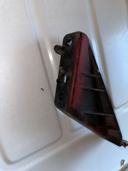 05-09 Ford Mustang Grille Bracket Replacement Pair LH RH Driver Passenger Side