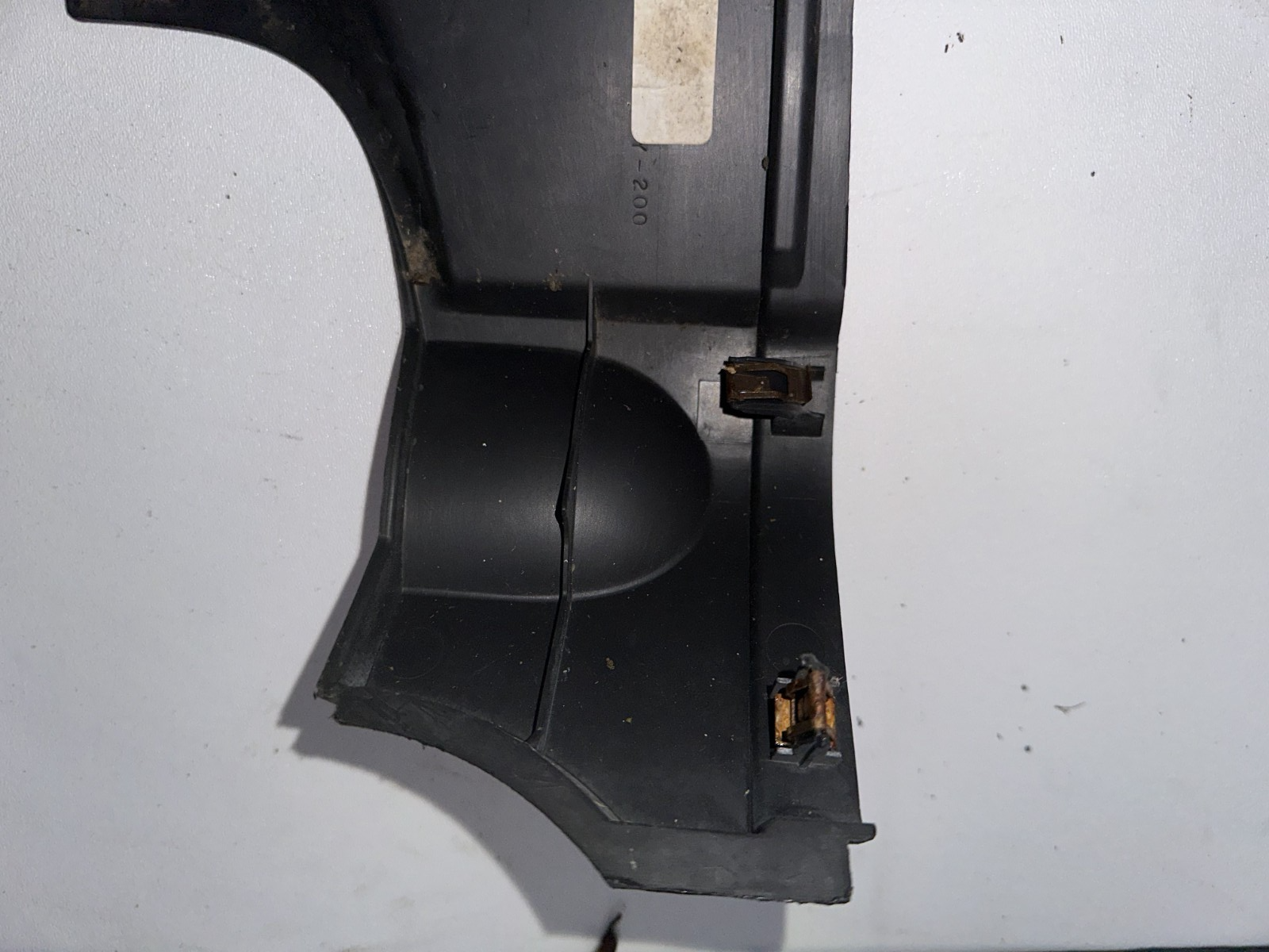 05-09 Ford Mustang Driver Lower Kick Panel Steering Column Cover OEM Black