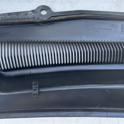 05-09 Ford Mustang LH & RH Driver Passenger Wiper Dash Top Cowl Grille Vent OEM
