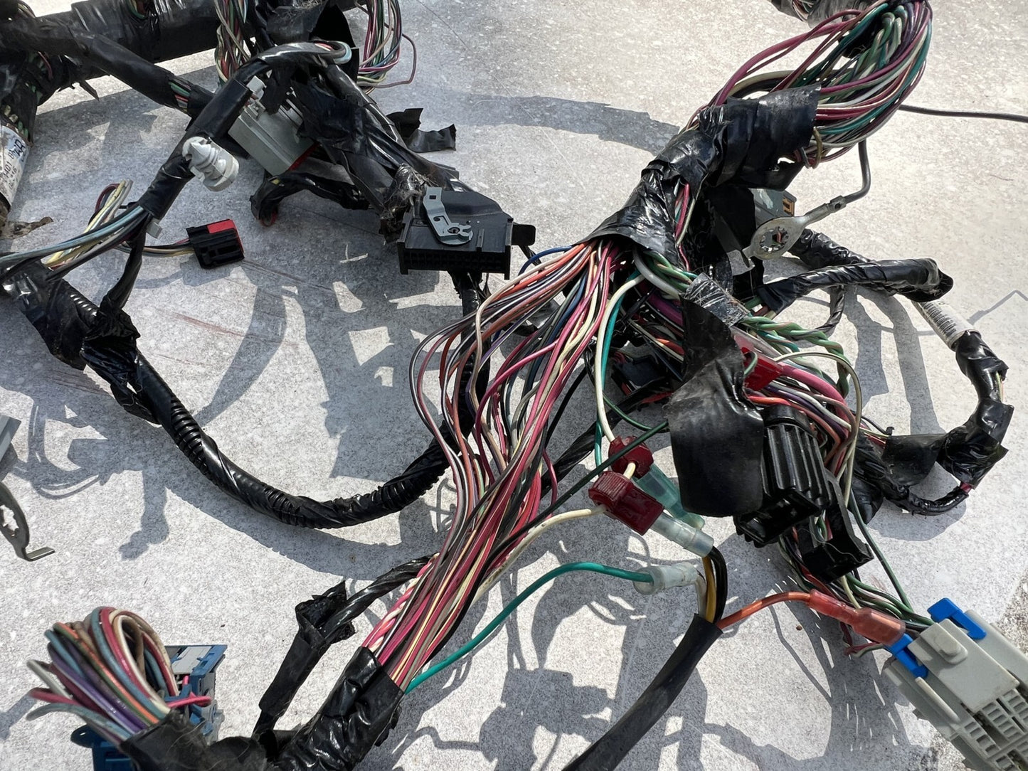 05-06 Ford Mustang Interior Wiring Harness OEM Passenger Side 4R3T-14401-G2818