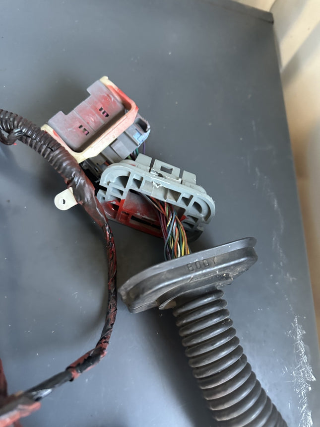 05-09 Ford Mustang Left Driver Door Wiring Harness 8R3T-14631-BA OEM