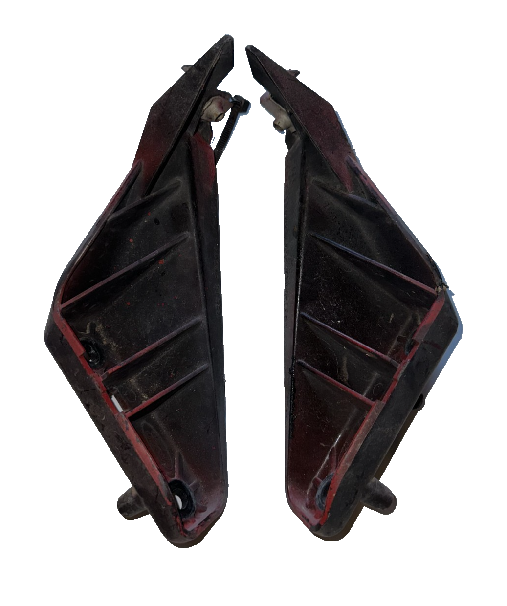 05-09 Ford Mustang Grille Bracket Replacement Pair LH RH Driver Passenger Side