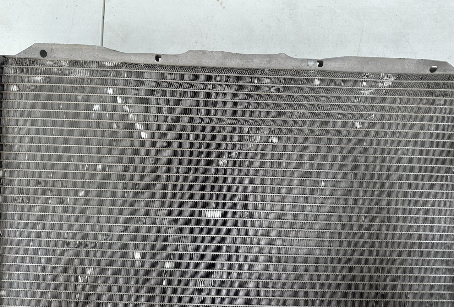 05-10 Ford Mustang V6/GT Radiator OEM In Working Condition