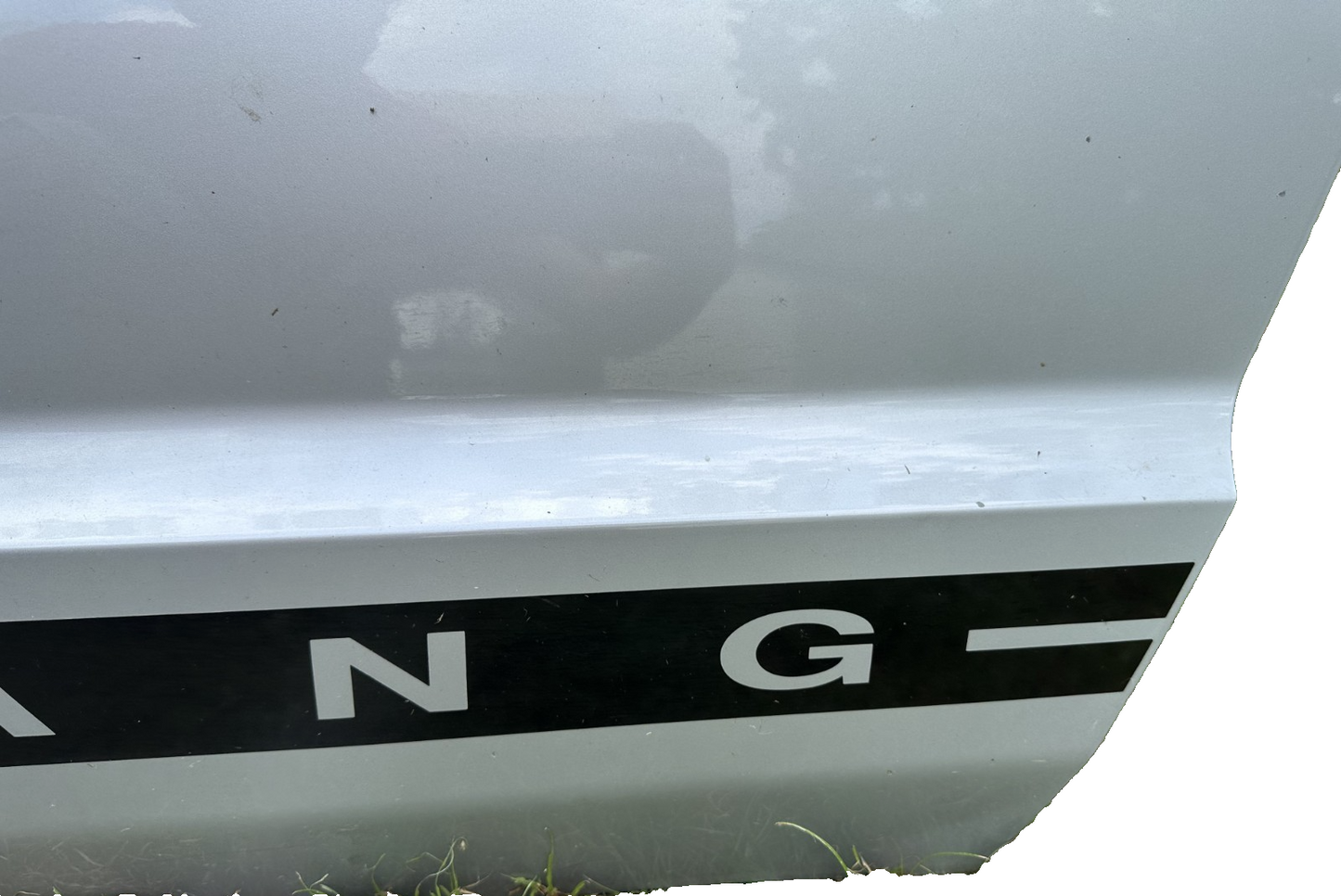05-09 Ford Mustang Coupe Door Shell Silver Paint Code TL W/ Stripe OEM LH Driver