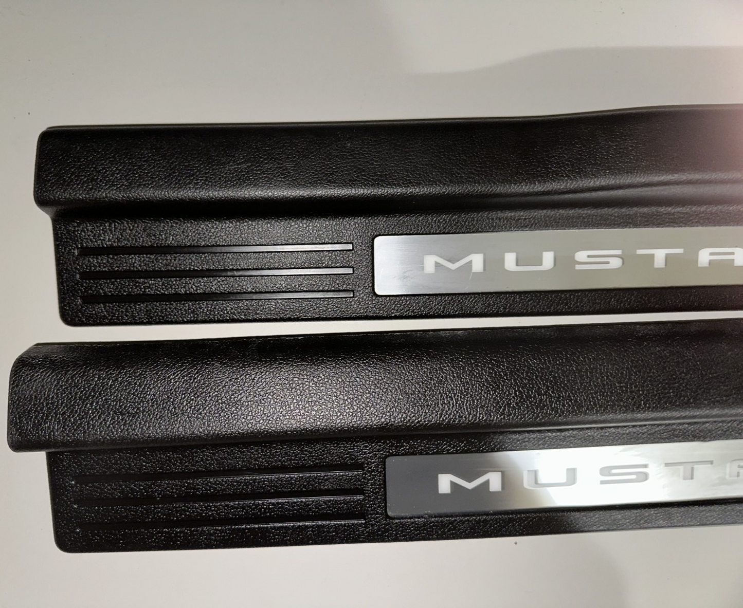 10-14 Ford Mustang Door Sill Trim Premium myColor Black RH LH Pair Set OEM