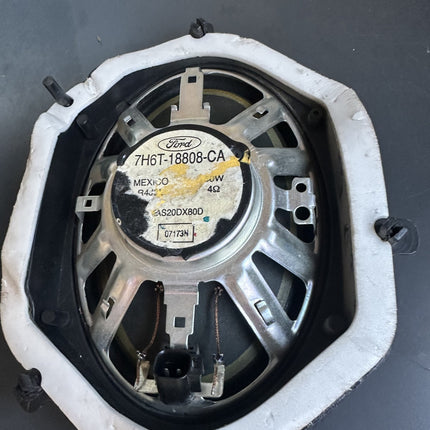 05-09 Ford Mustang Front Door Speaker OEM Ford W/OUT Bracket