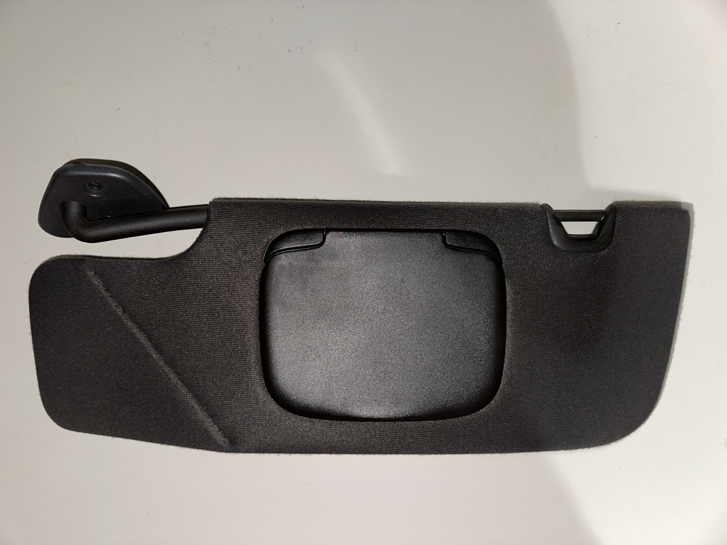 05-09 Ford Mustang Coupe Sun Visor Set Driver Passenger RH LH Black Pair OEM