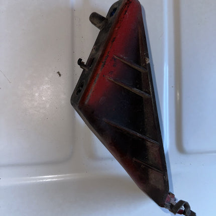 05-09 Ford Mustang Grille Bracket Replacement Pair LH RH Driver Passenger Side