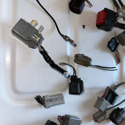 05-09 Ford Mustang Misc. Selection Of Wiring Plugs OEM - From 05 Coupe Mustang