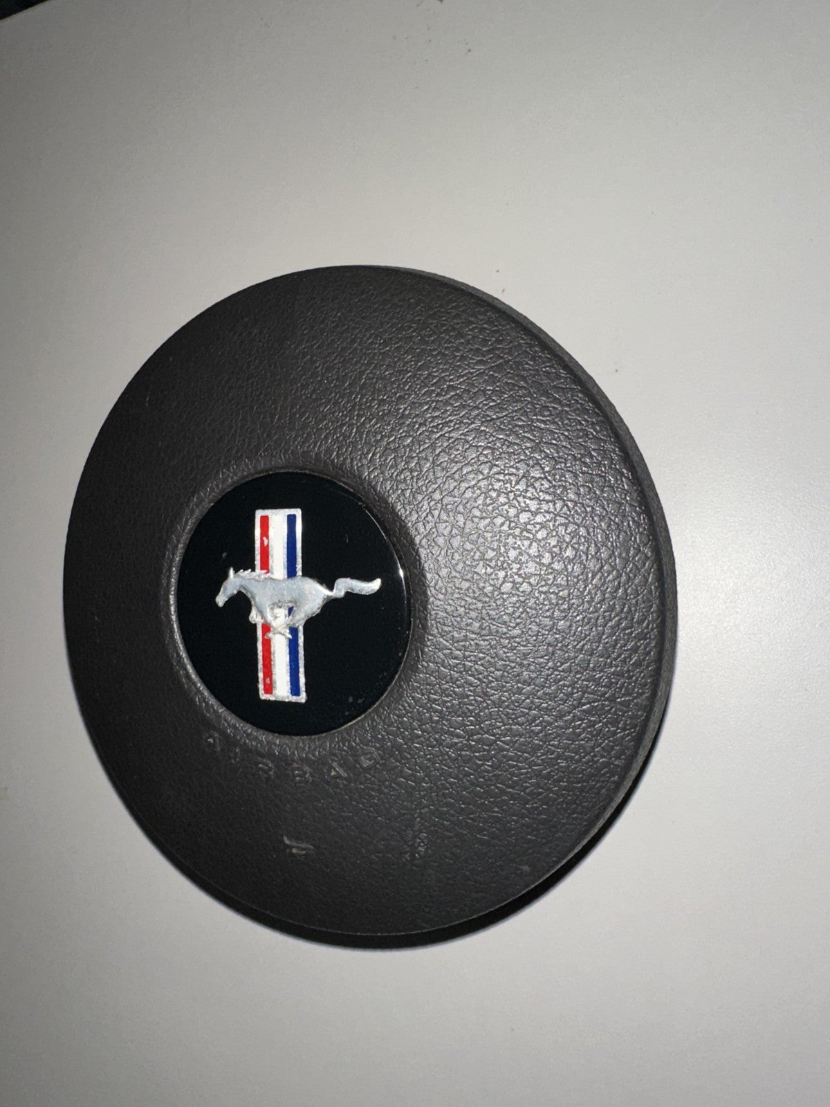 05-09 Ford Mustang Steering Wheel Horn Button OEM With Horse Center Emblem