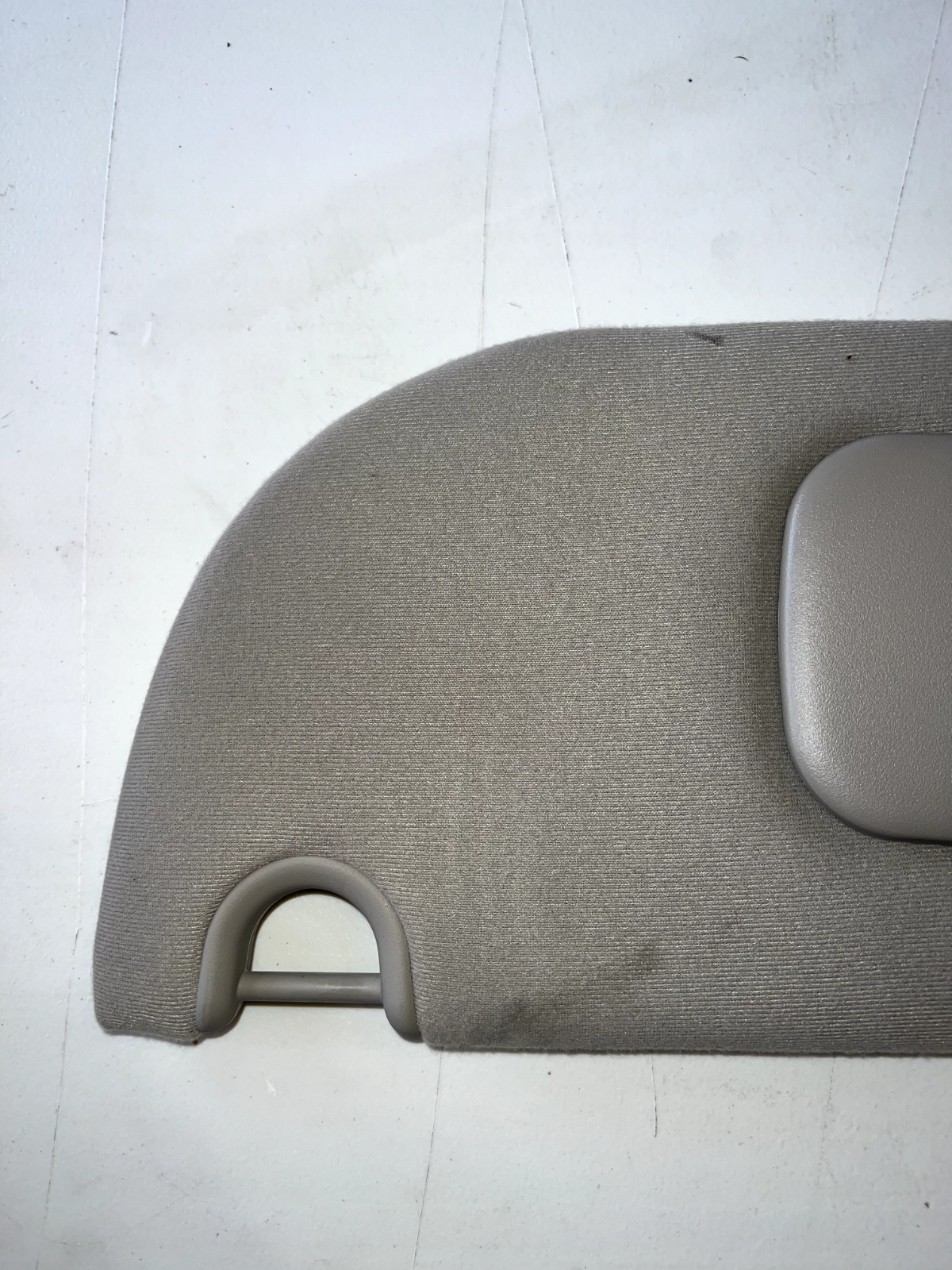 06-10 Ford Explorer  Mountaineer LH Driver Sun Visor With Light OEM Tan