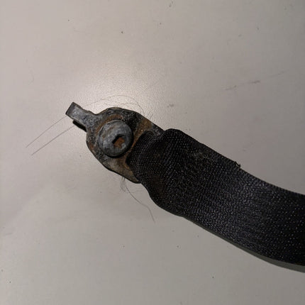 05-09 Ford Mustang Passenger Right RH Rear Seat Seatbelt OEM Black Belt