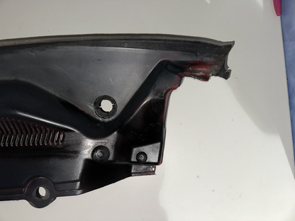 05-09 Ford Mustang LH & RH Driver Passenger Wiper Dash Top Cowl Grille Vent OEM