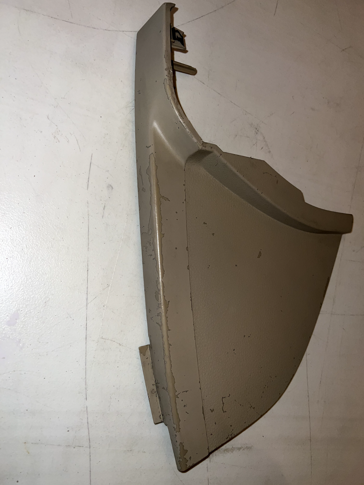 05-09 Ford Mustang Center Lower Radio Dash Panel Panels RH LH Pair Camel Tan OEM