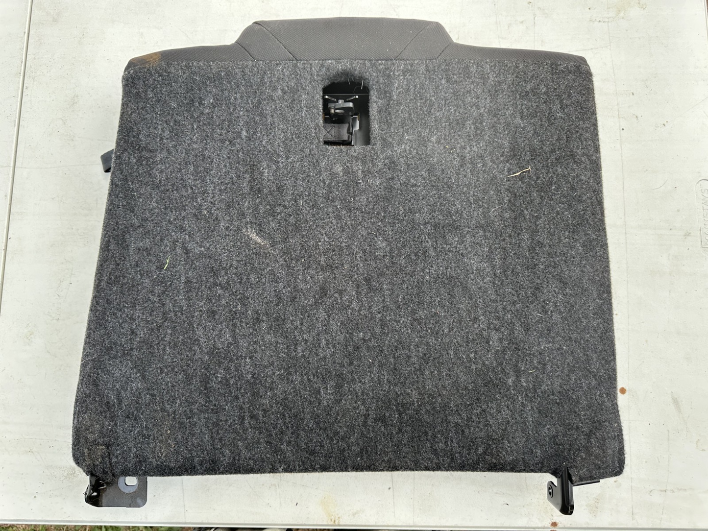 05-09 Ford Mustang Charcoal Black Cloth Rear Seat Complete No Brackets V6 OEM