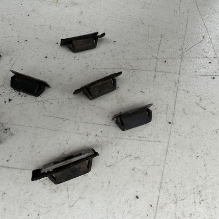 05-14 Ford Mustang Wiper Cowl Clips Retainers Grommets OEM