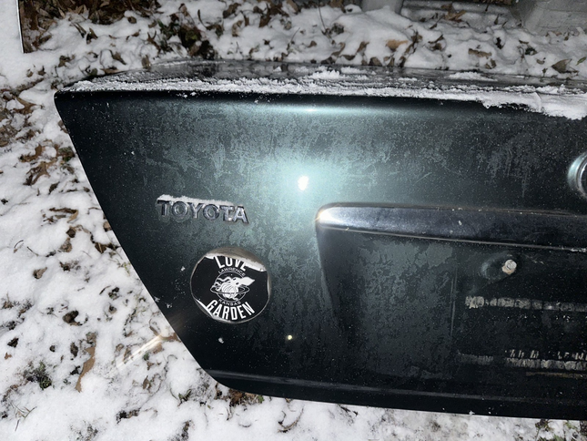 02-06 Toyota Camry Trunk Deck Lid Dark Green Complete Trunklid OEM