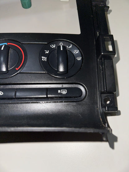 05-09 Mustang Climate Control Panel A/C Heater With Trim Bezel W/ Buttons OEM