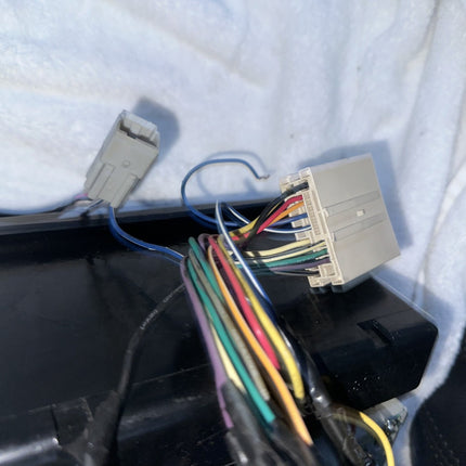 05-09 Ford Mustang JVC Radio KD-R540 Wired Plug and Play For Shaker 500