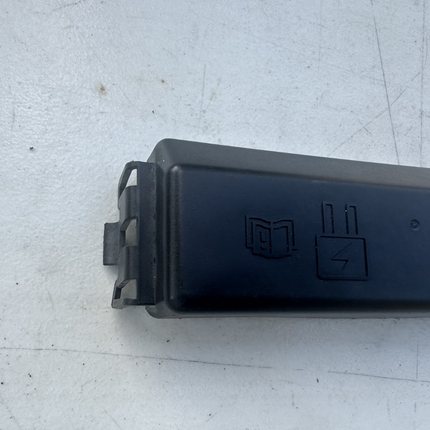 05-09 Ford Mustang BCM Body Control Module Fuse Panel Cover OEM